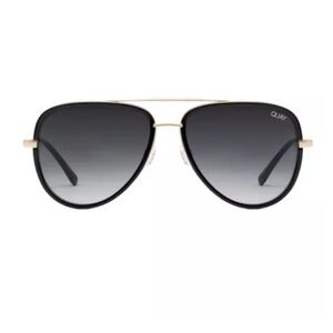 NEW ! READ SCRATCH RARE Quay ALL IN LARGE